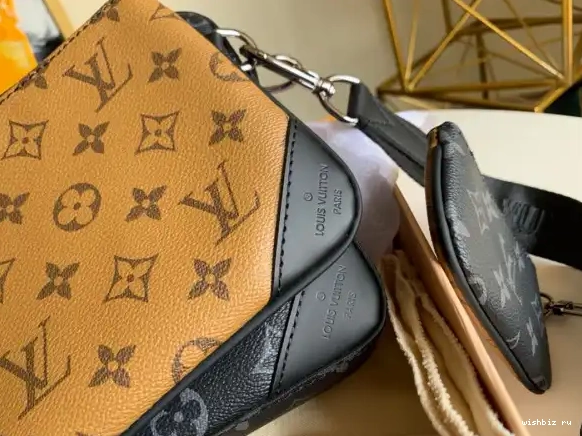 WIS VUITTON DISTRICT LOUIS 0604